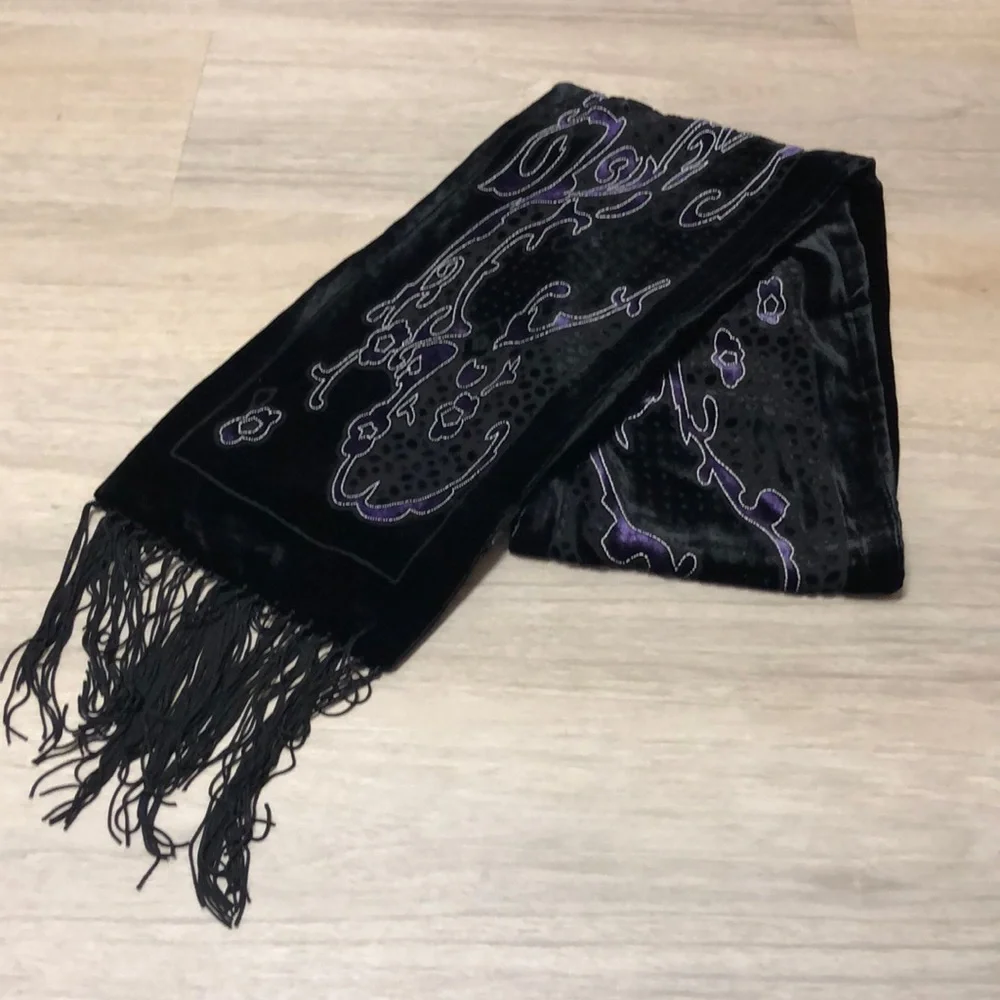 Cejon Shawl Scarf with fringe